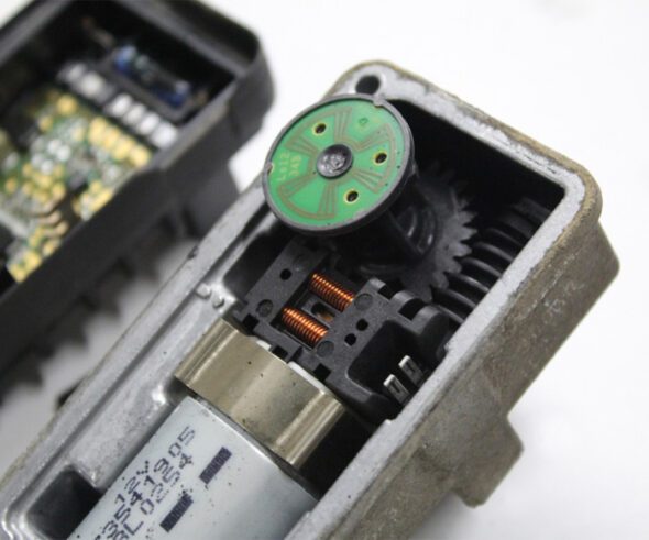 servoprivod-turbiny-dvigatelya